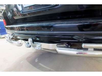 Тюнинговый фаркоп Bosal шар F с металлической накладкой, фланцевое крепление для Toyota Land Cruiser 200 2007-2021